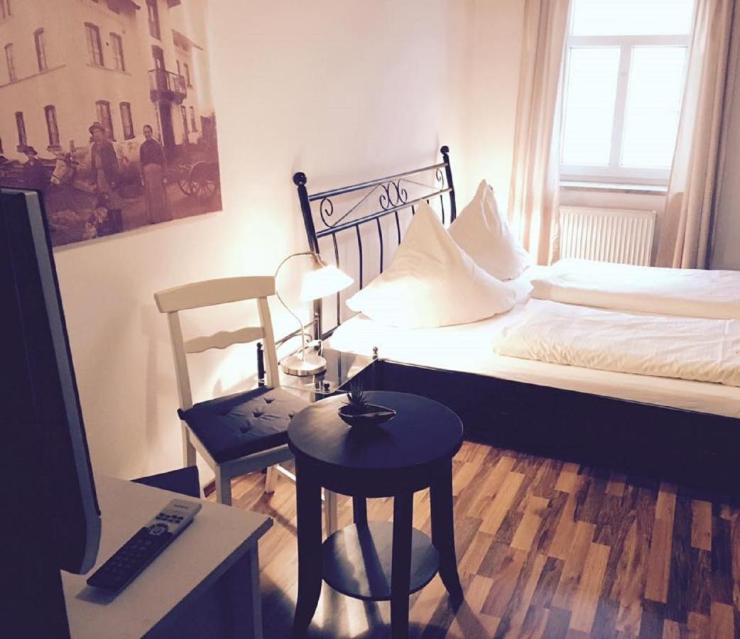 Dorfschaenke Deggendorf Hotel & Apartmenthaus & Biergarten, E-Bike-Verleih Kostenlos Eksteriør bilde